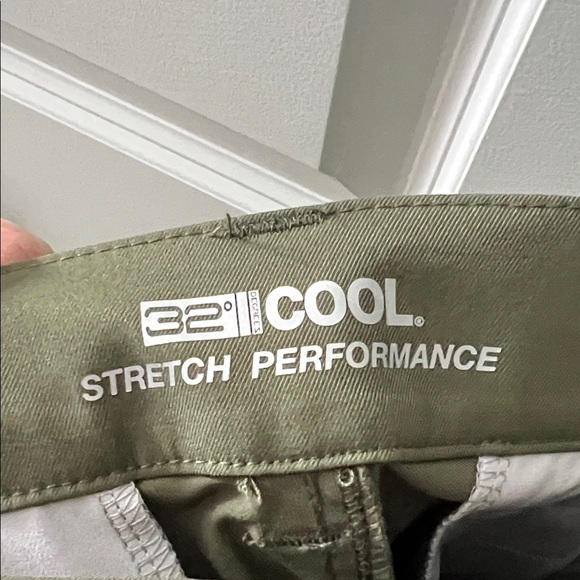 Men's Olive Green Performance/Golf Pants - Picture 3 of 4